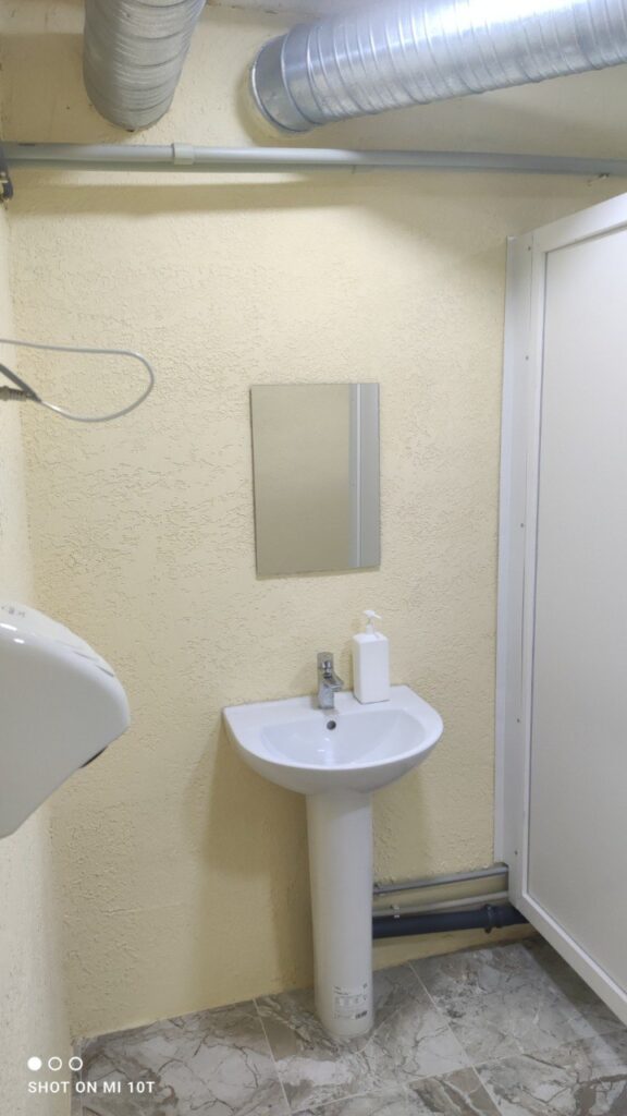 Ремонт укриття в Сумському обласному академічному ліцеї імені Дмитра Євдокимова та ЗОШ І-ІІІ ступенів No 24.