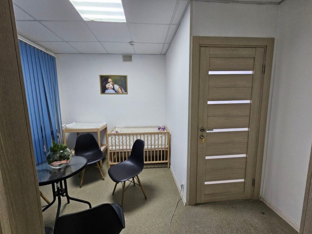 Ремонт КЗ «Консультативно кризовий центр «Відповідальне батьківство» Харківської міської ради»